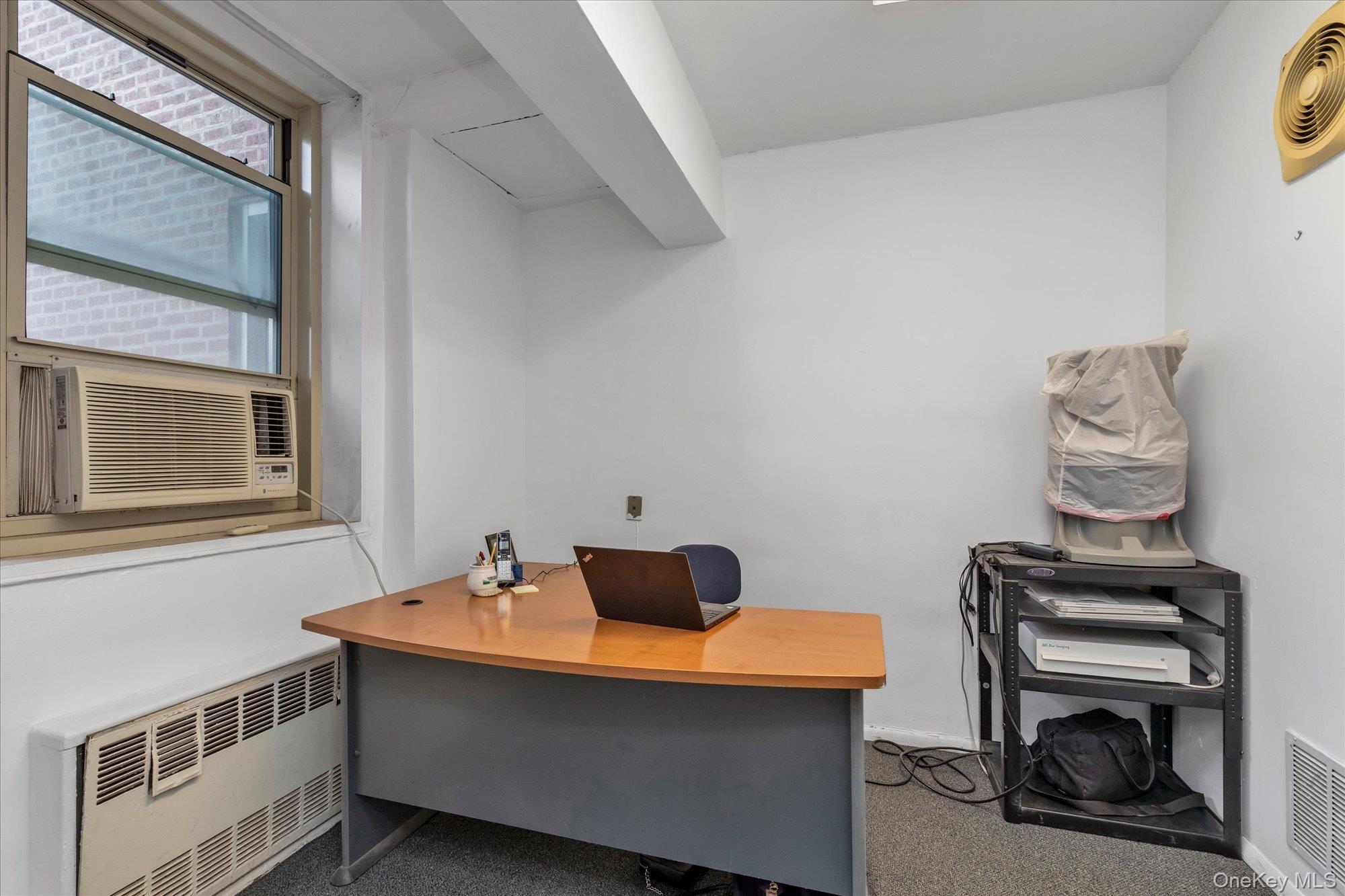 23-35 Bell Boulevard Unit: LF