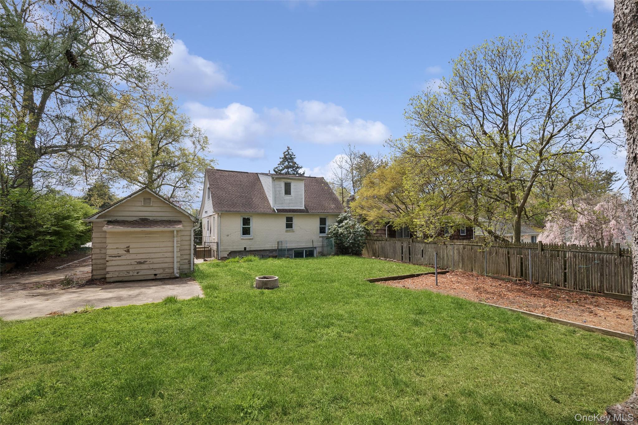 107 E 25th Street