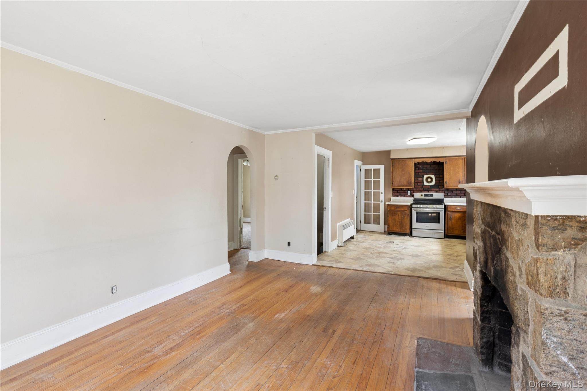 107 E 25th Street