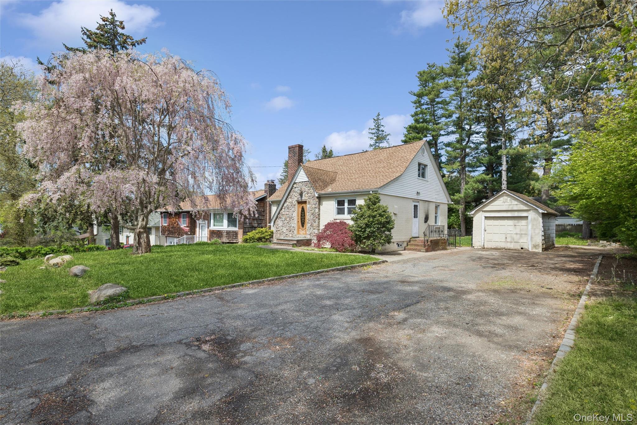 107 E 25th Street