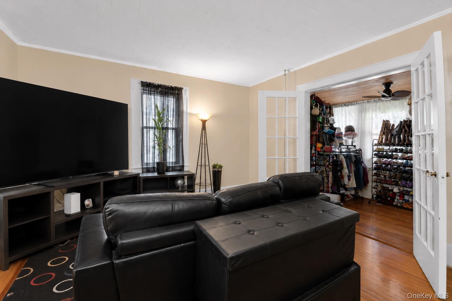 40 Rockville Avenue