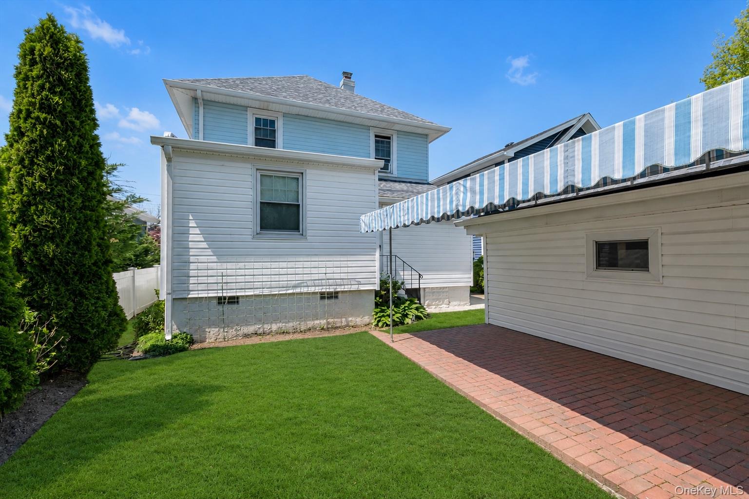 40 Rockville Avenue