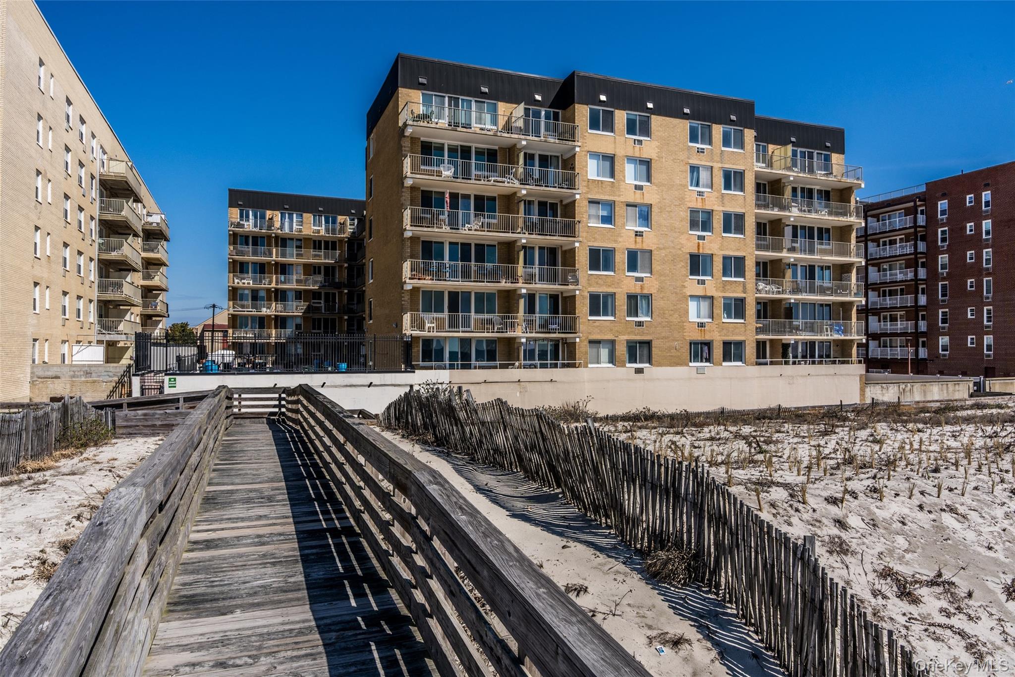 650 Shore Road Unit: 1C