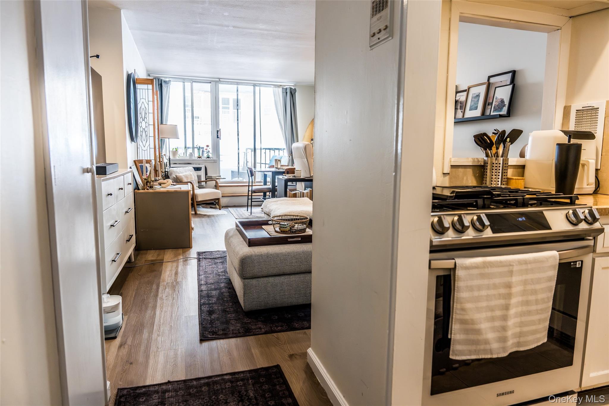 650 Shore Road Unit: 1C