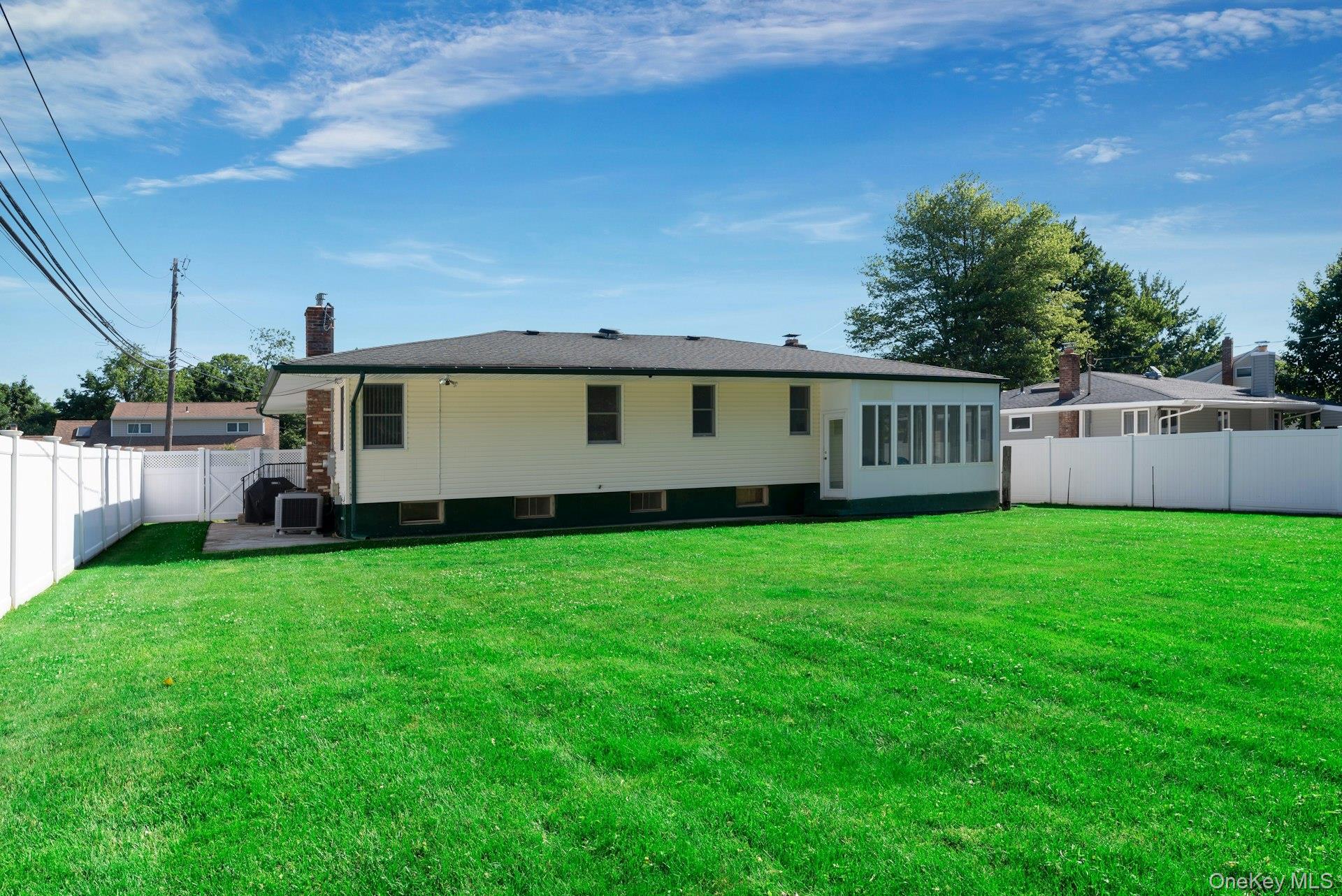 7 Applewood Road