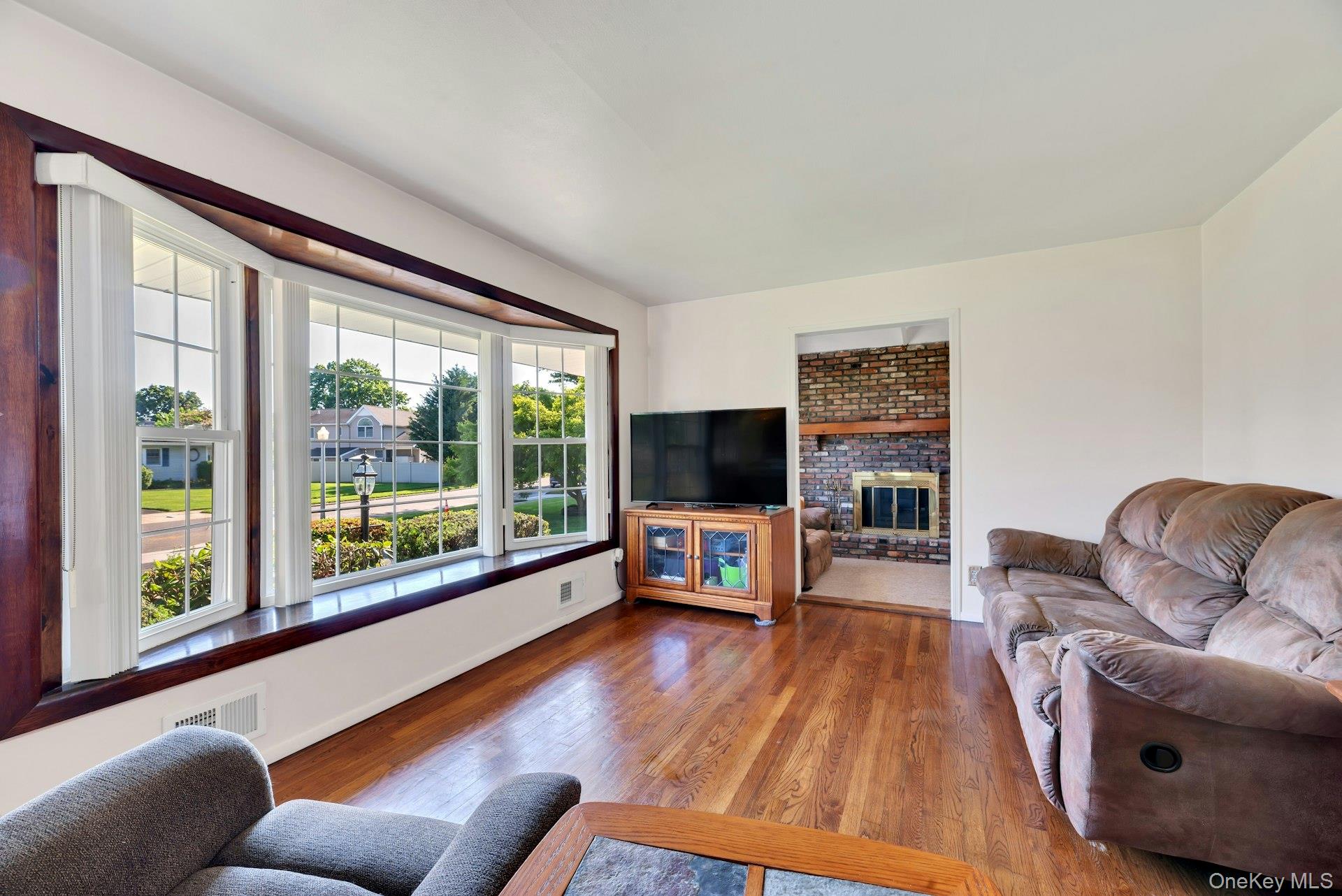 7 Applewood Road