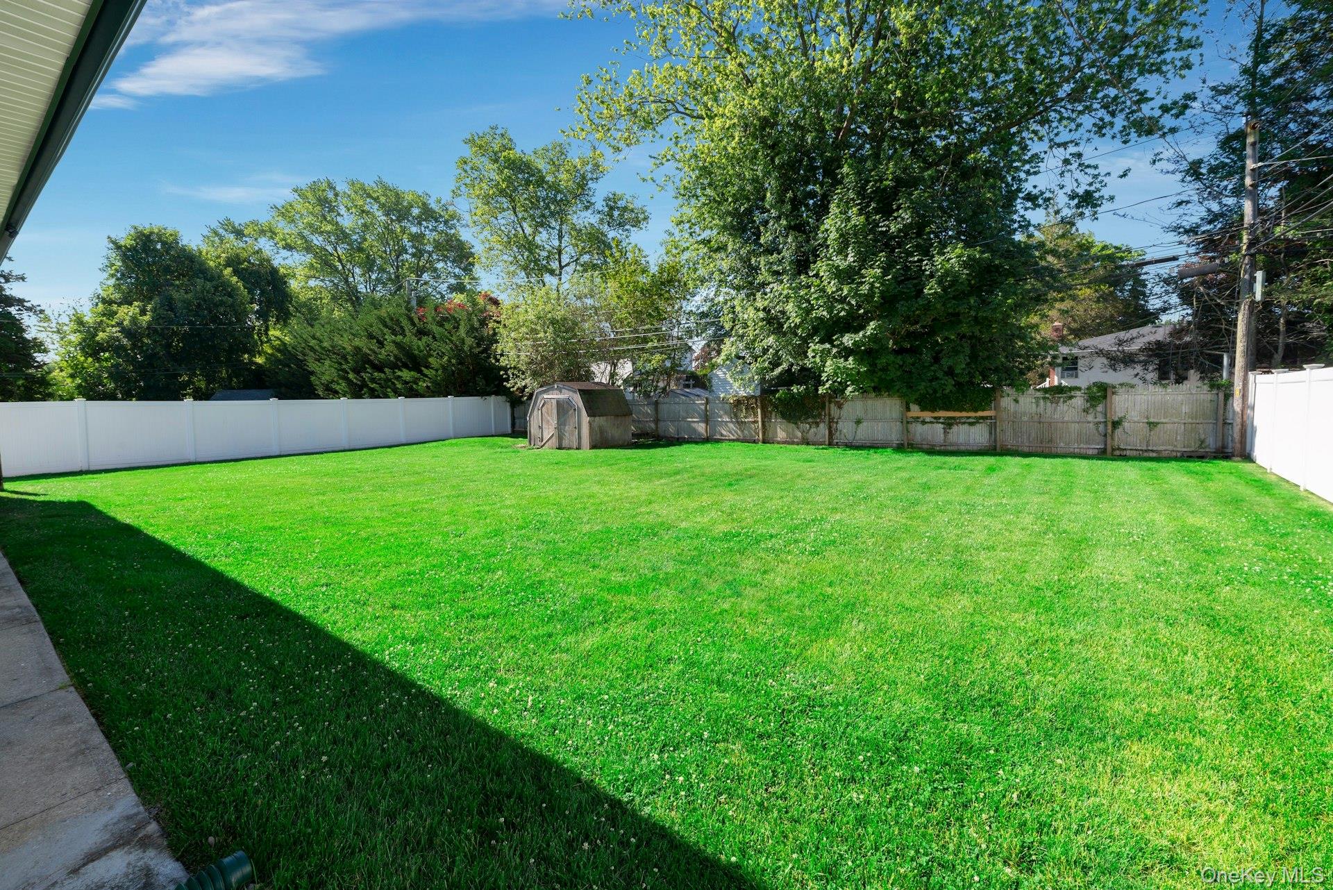 7 Applewood Road