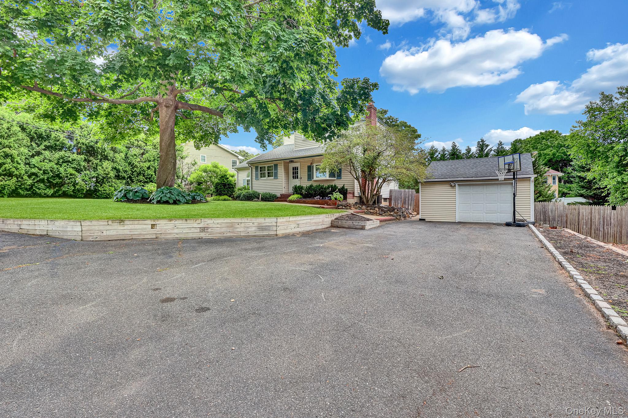 27 McGaw Avenue