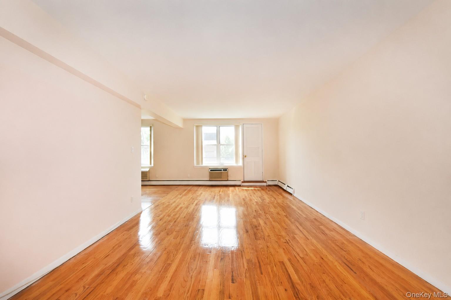 25 CANTERBURY Road Unit: 3-L