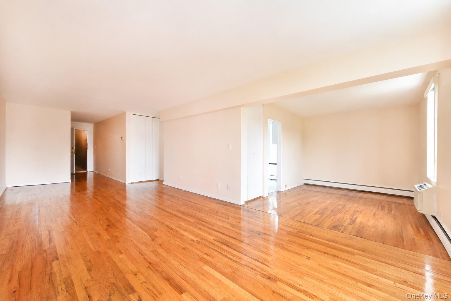25 CANTERBURY Road Unit: 3-L