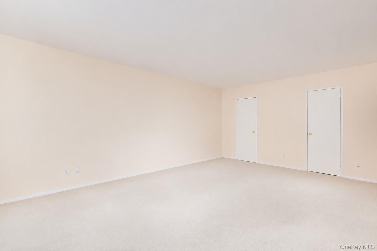 25 CANTERBURY Road Unit: 3-L