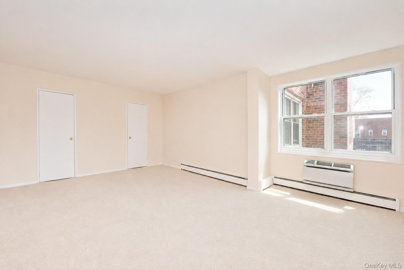 25 CANTERBURY Road Unit: 3-L
