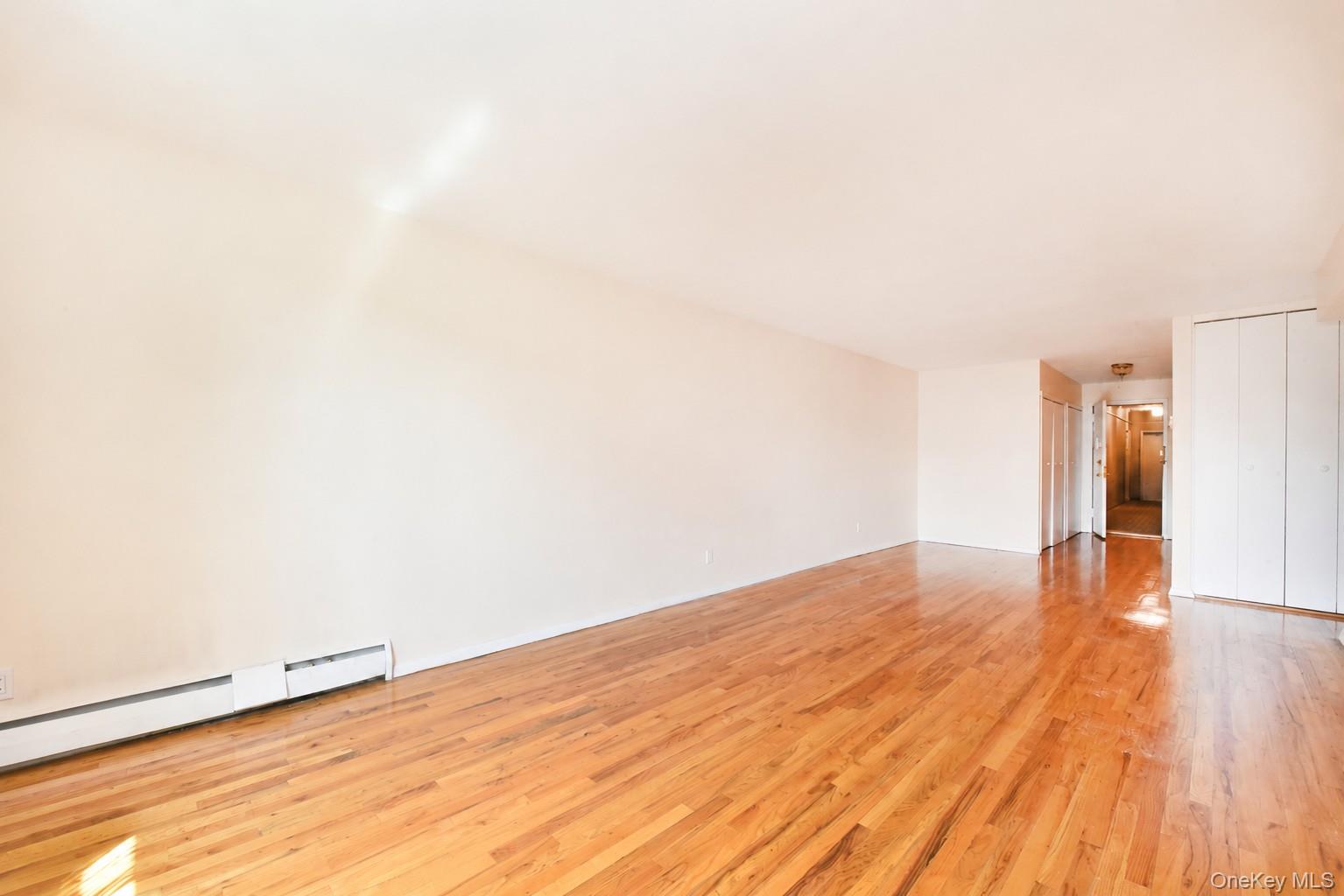 25 CANTERBURY Road Unit: 3-L