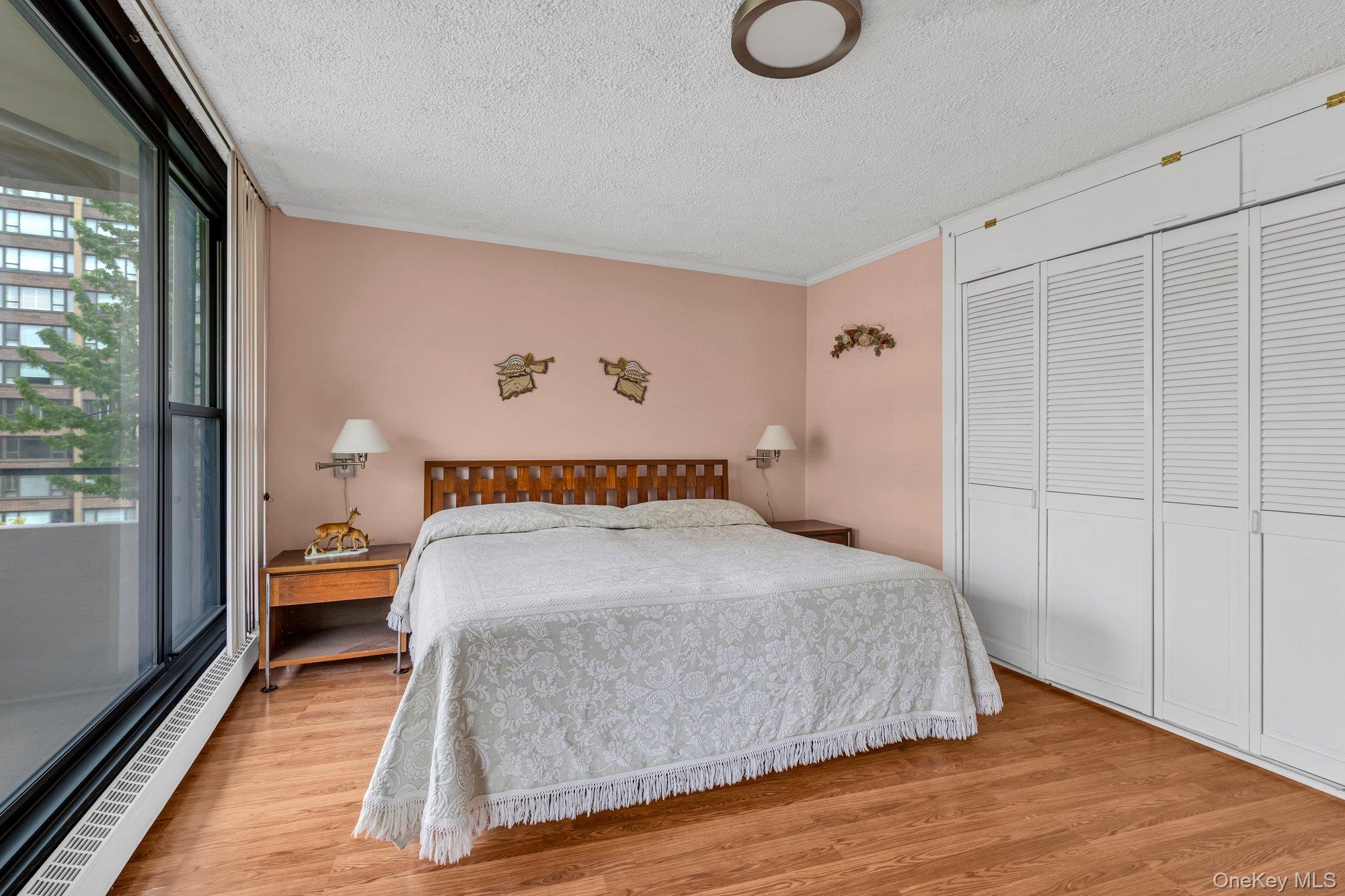 166-26 Powells Cove Boulevard Unit: 5D