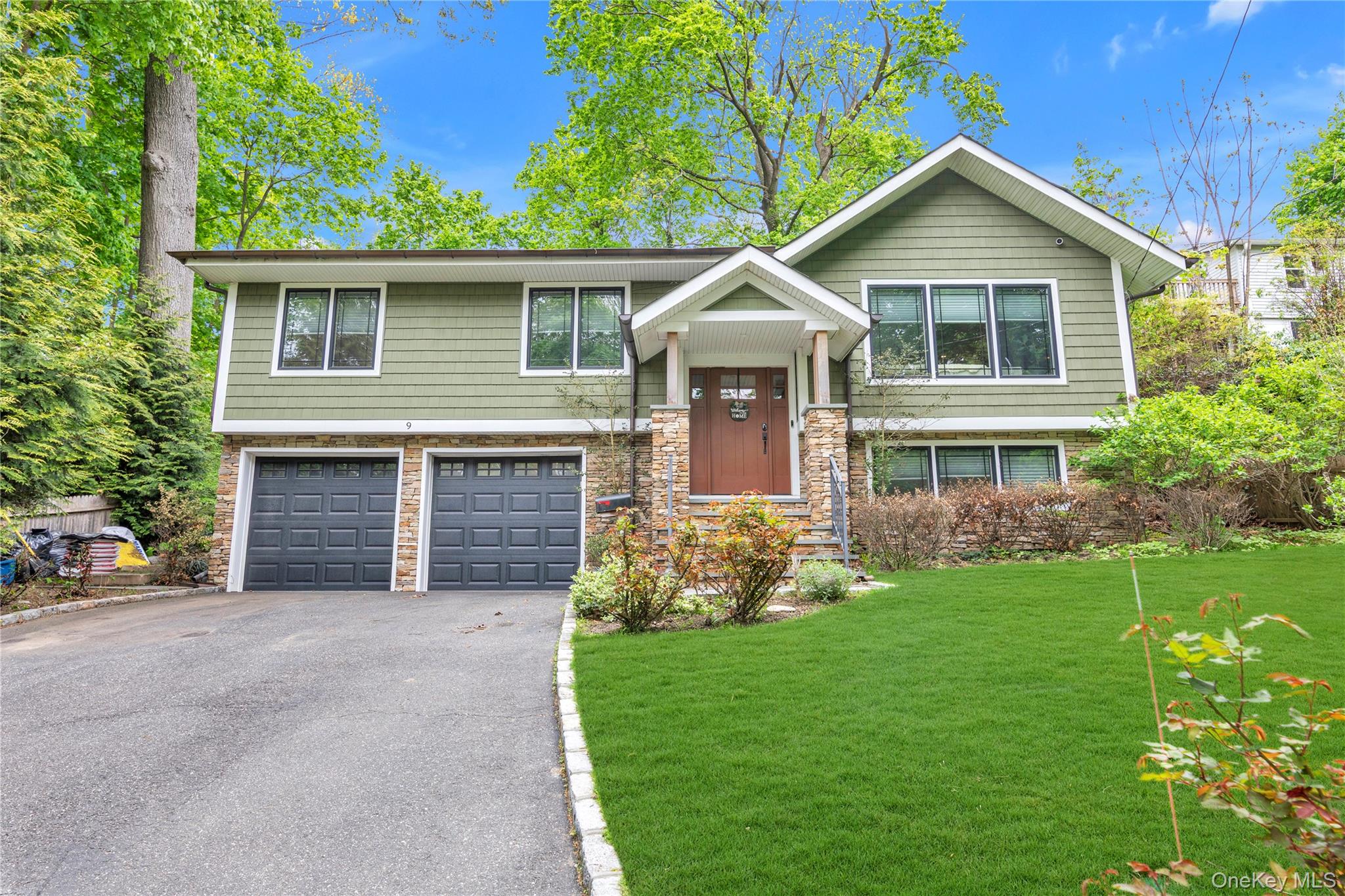 9 Winding Way