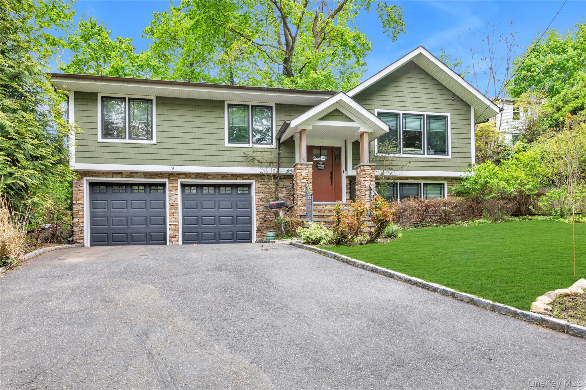 9 Winding Way