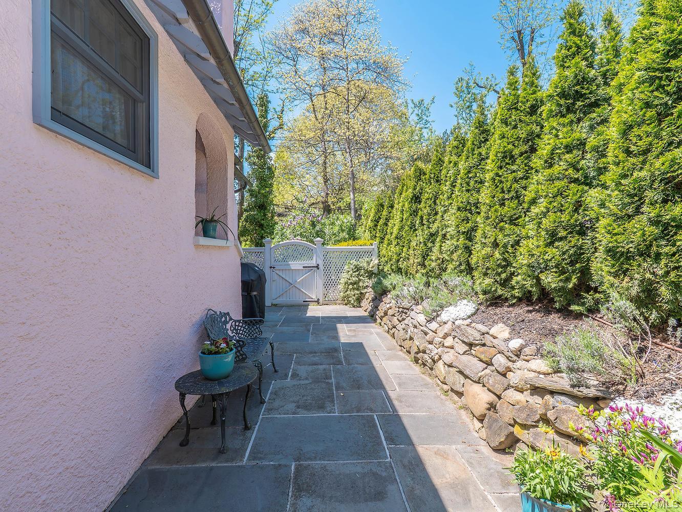 227 Littleworth Lane