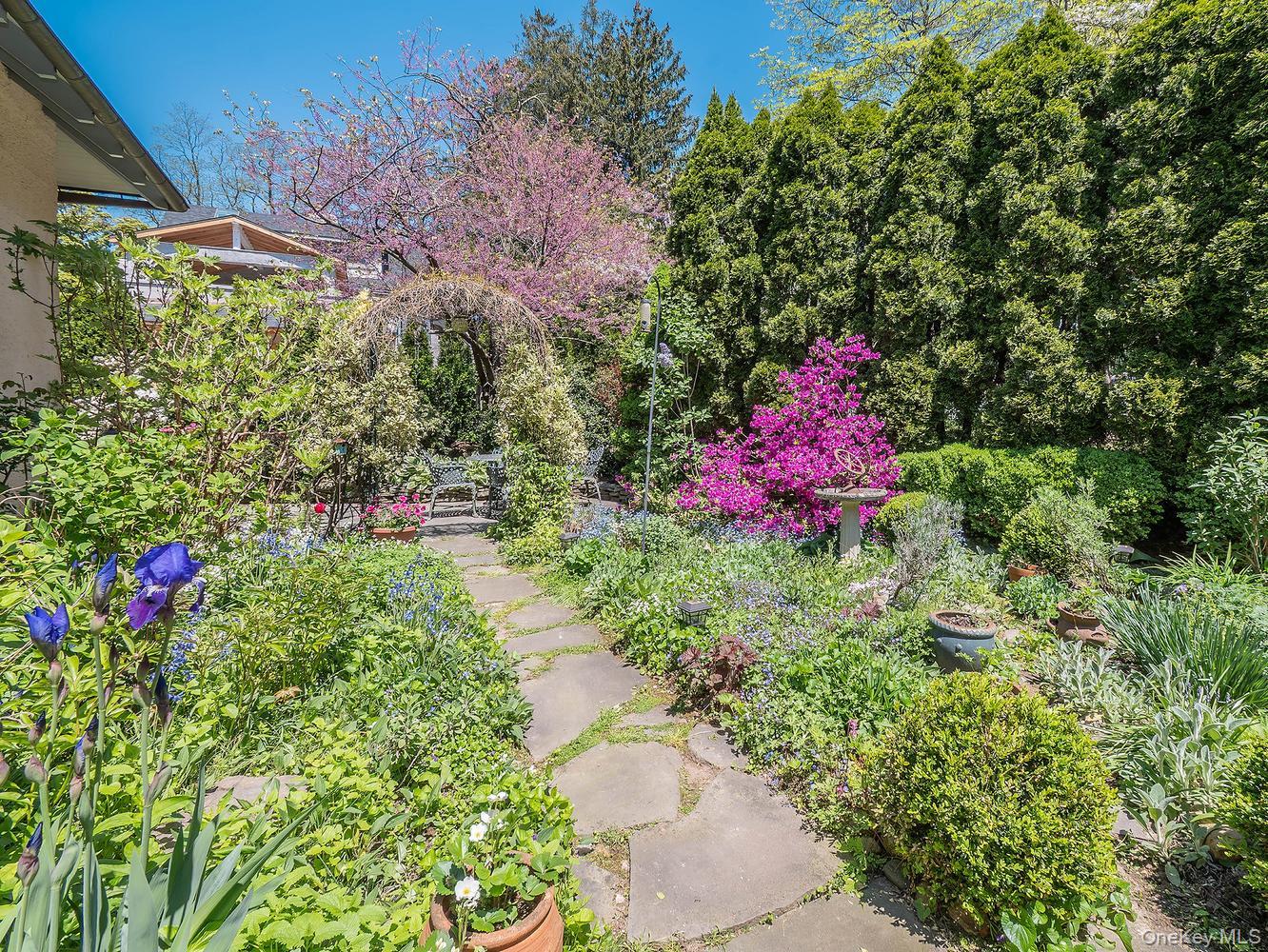 227 Littleworth Lane