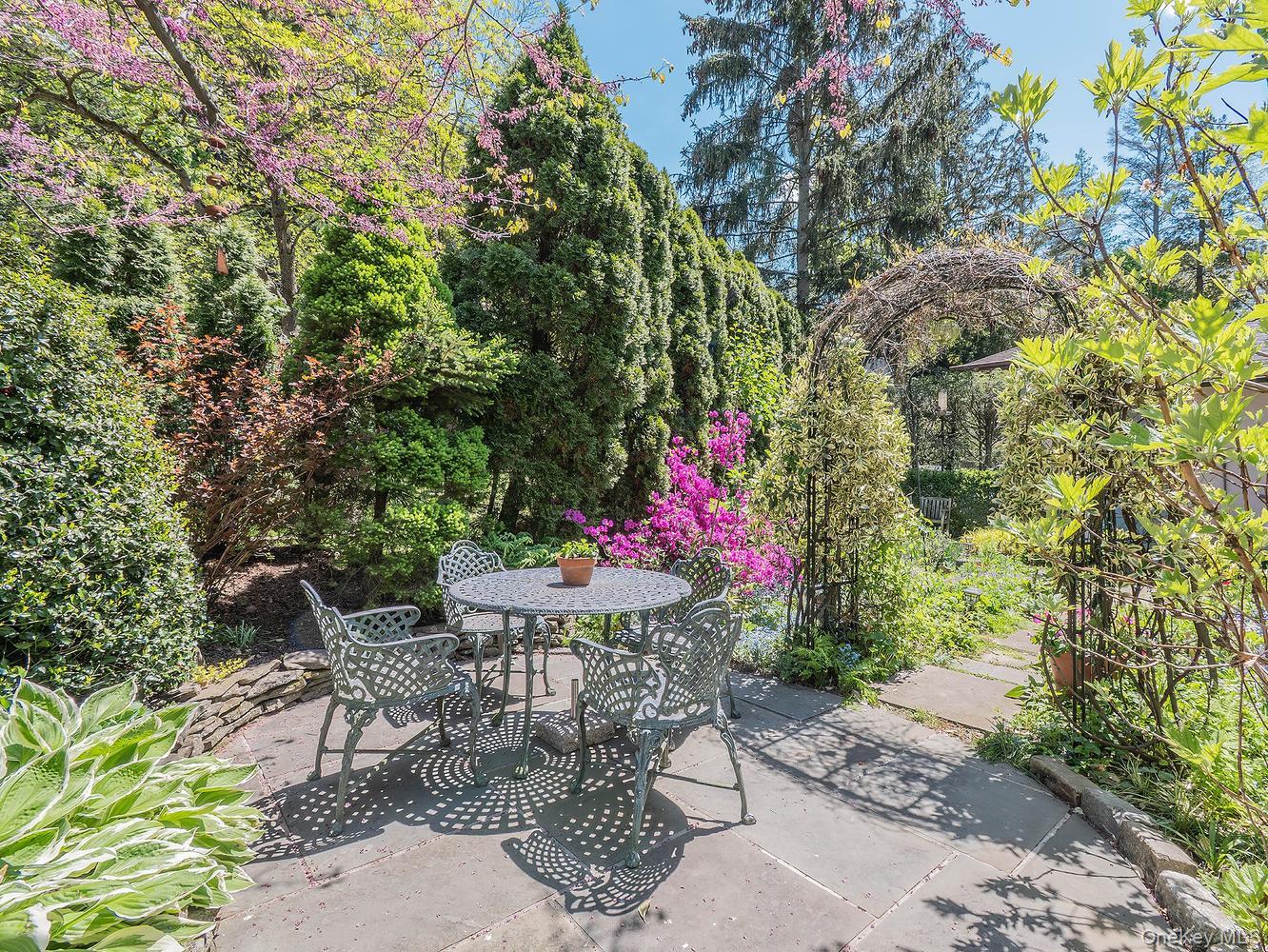 227 Littleworth Lane