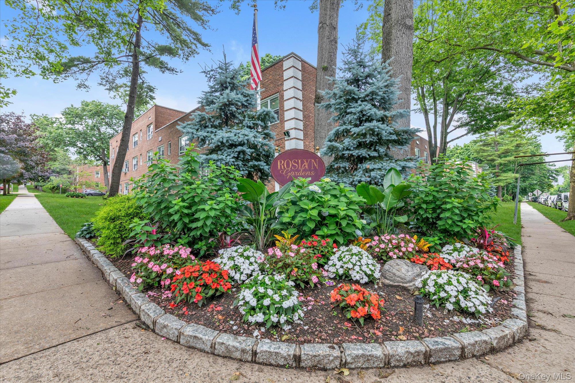 3 Edwards Street Unit: 1F