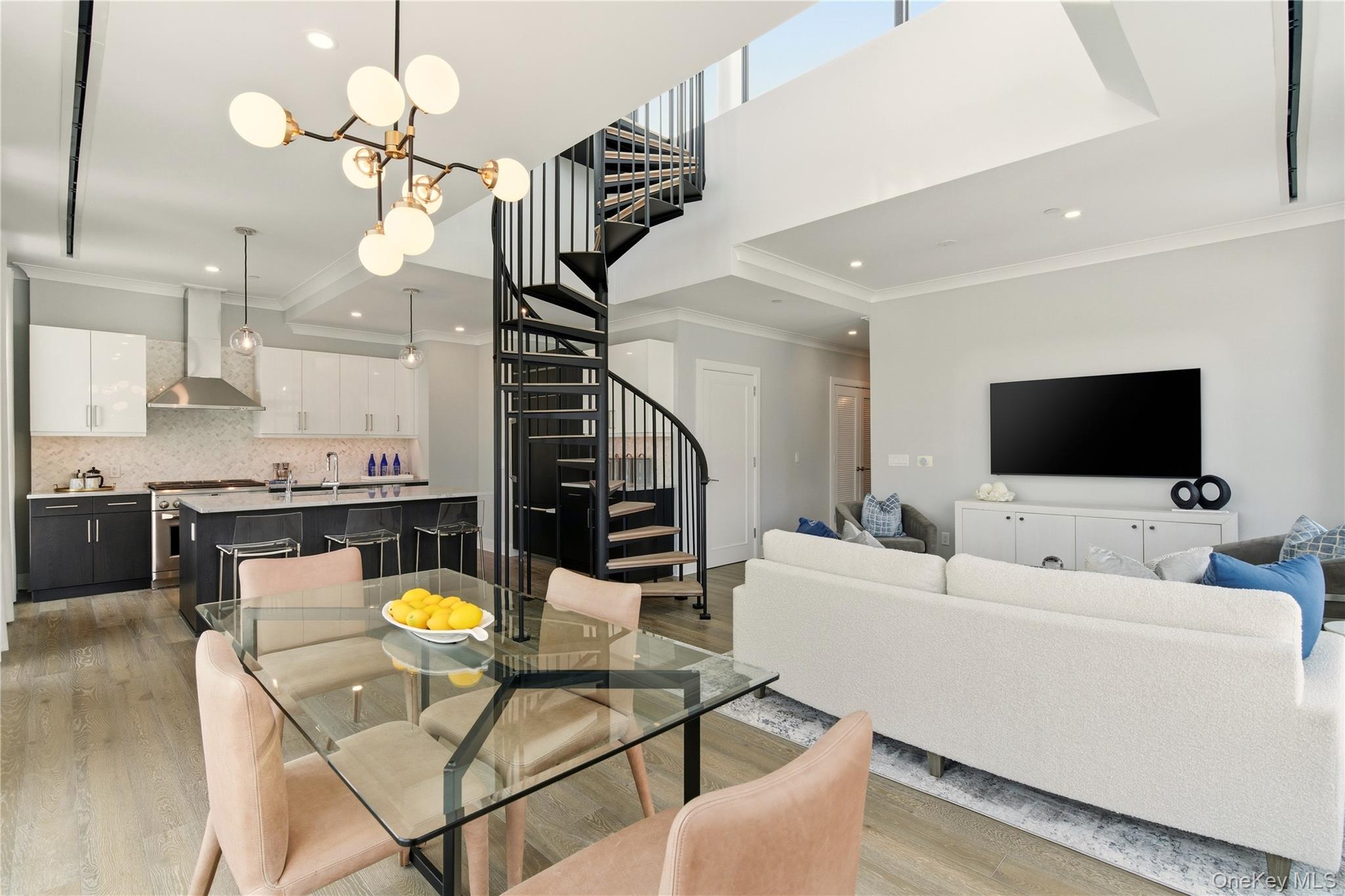 100 Garvies Point Road Unit: 1348
