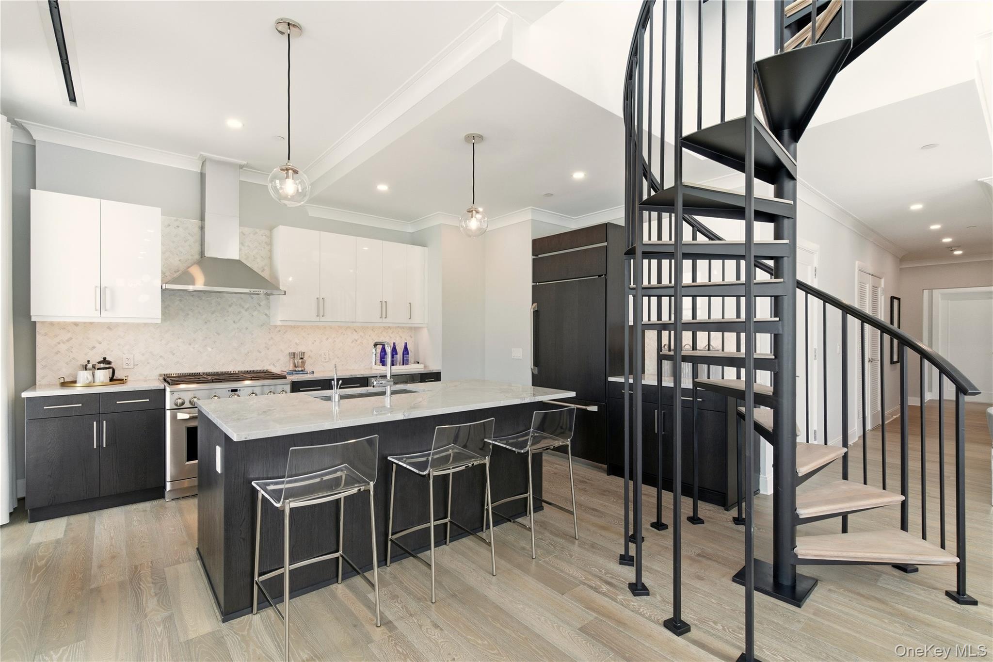 100 Garvies Point Road Unit: 1348