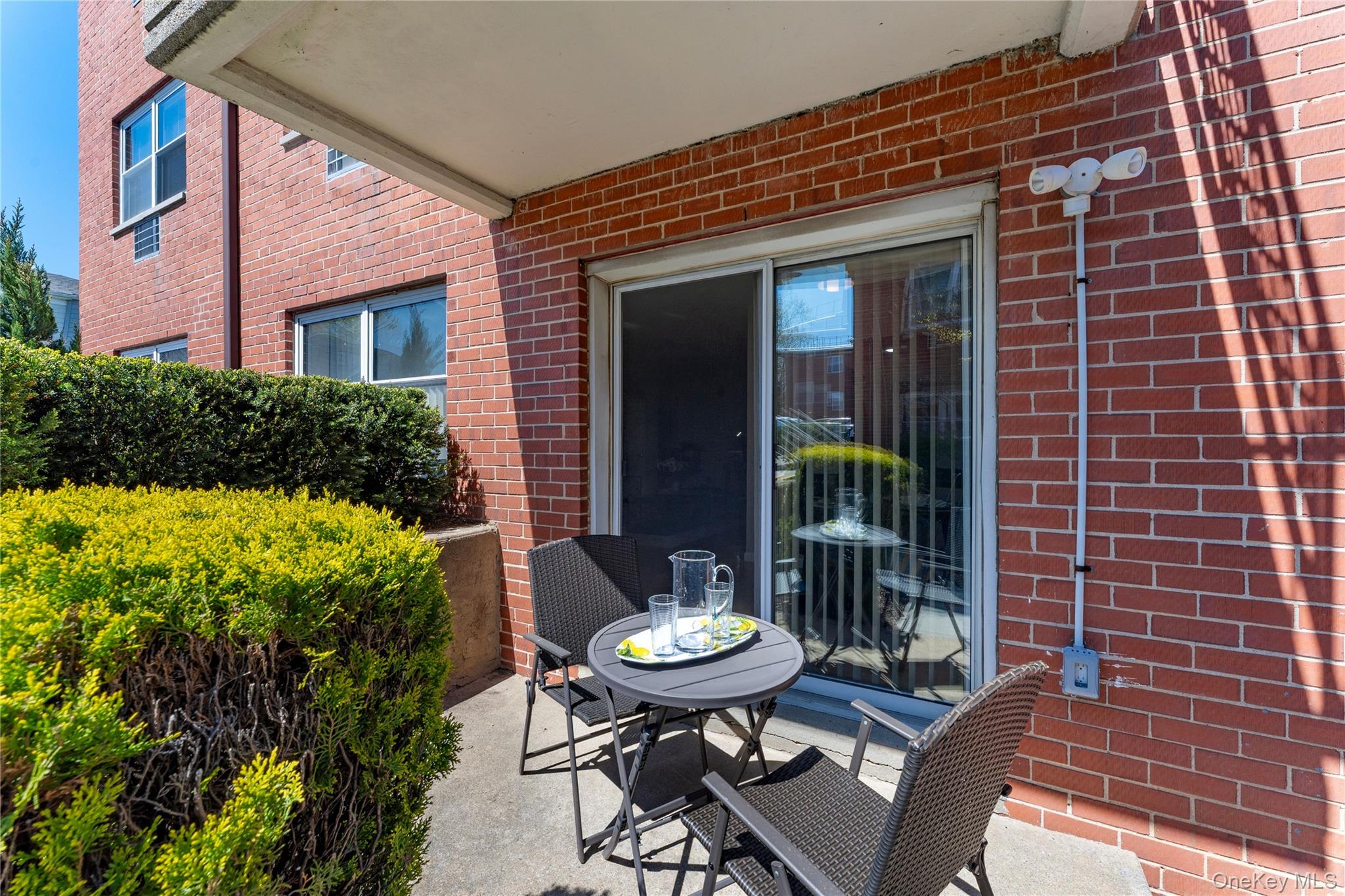 250 N Village Avenue Unit: A24