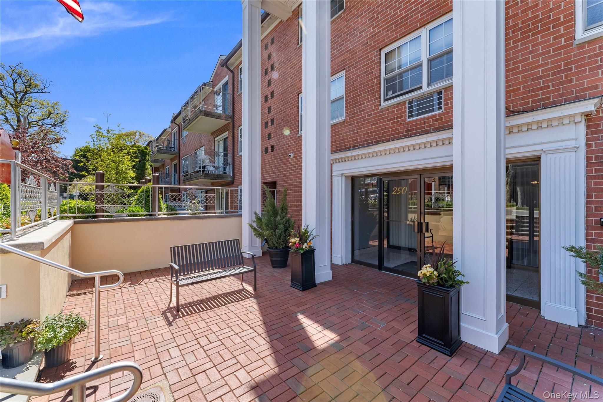 250 N Village Avenue Unit: A24