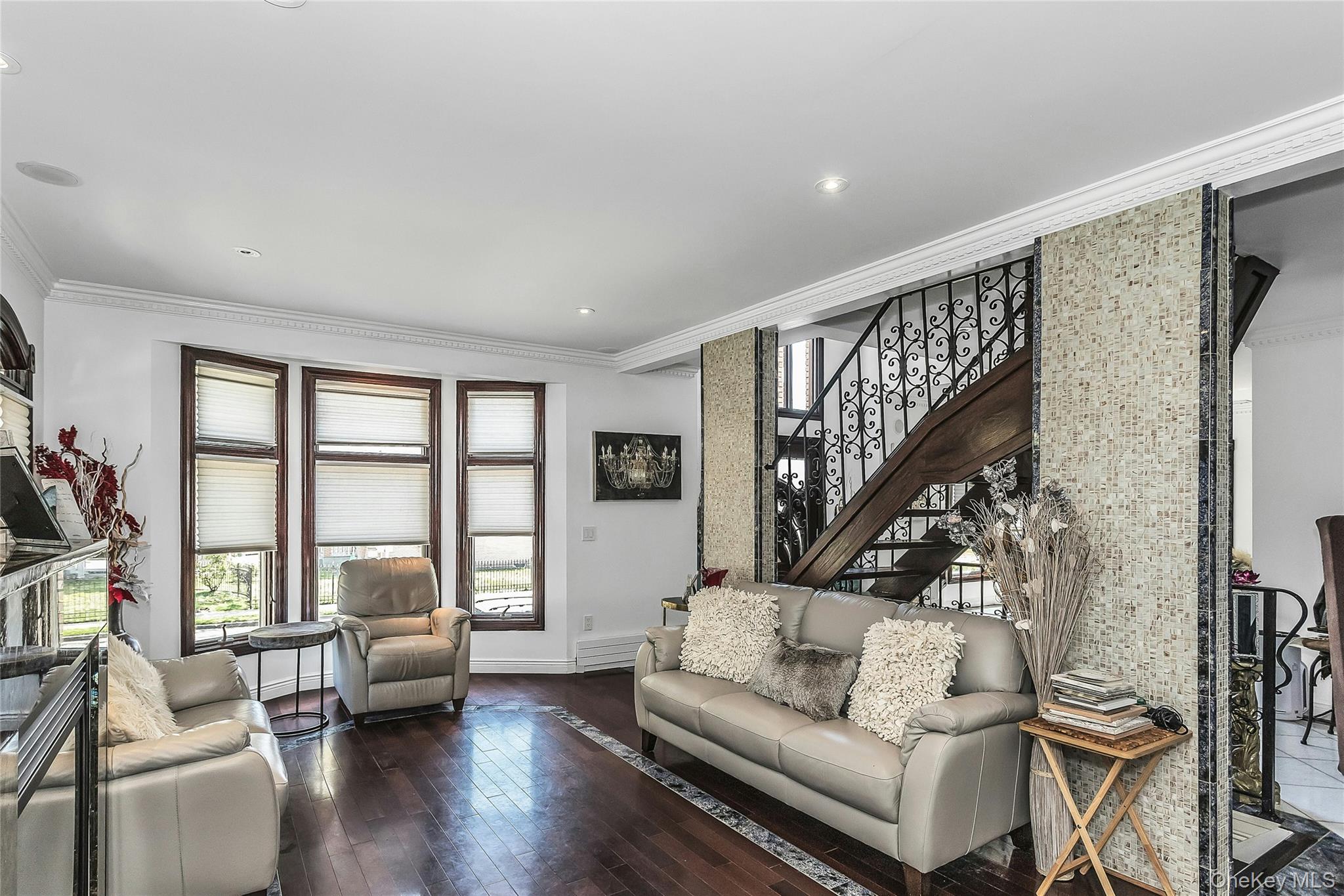 249-25 Cullman Avenue