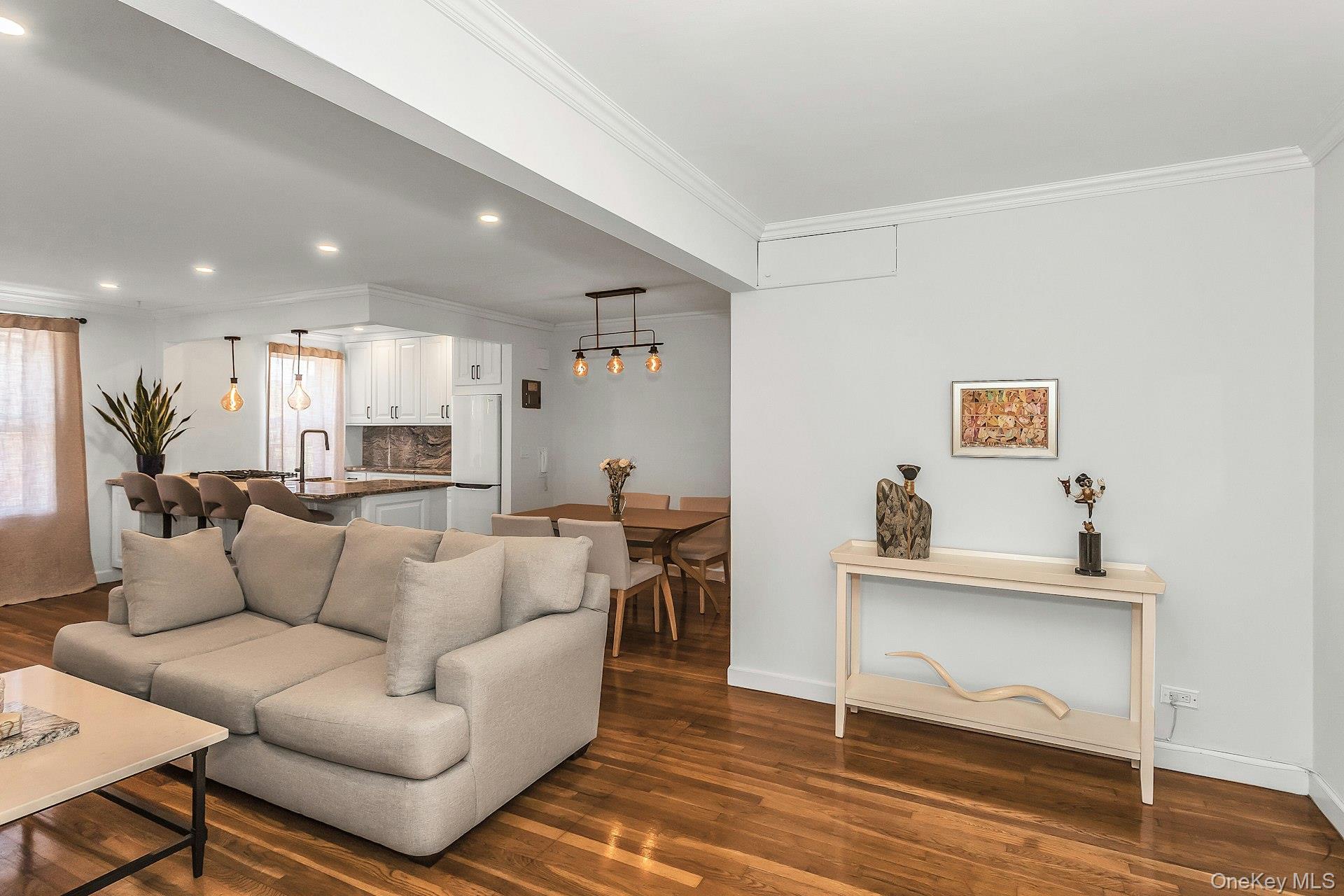 33-25 90th Street Unit: 6C