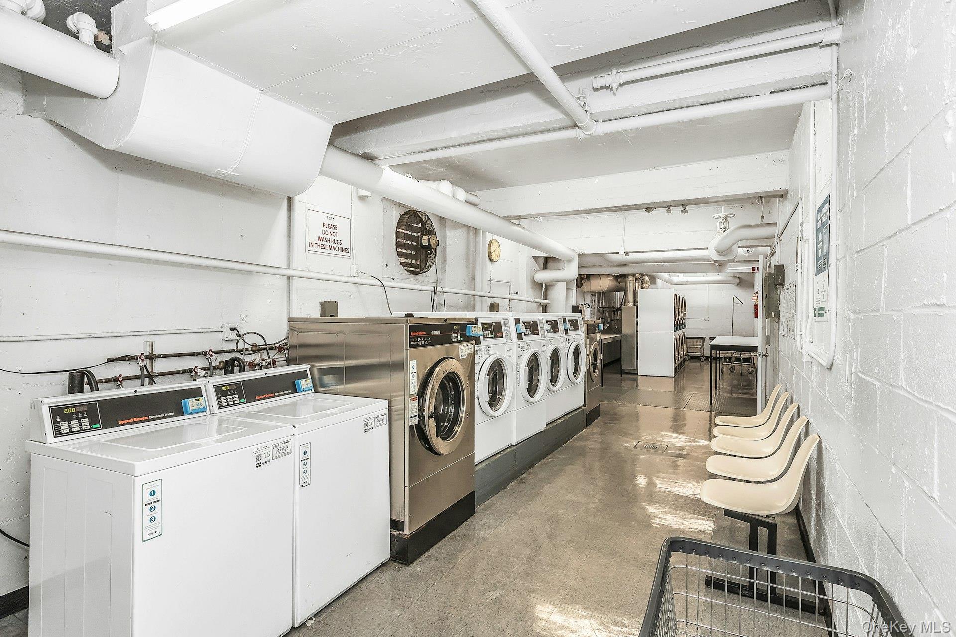 33-25 90th Street Unit: 6C