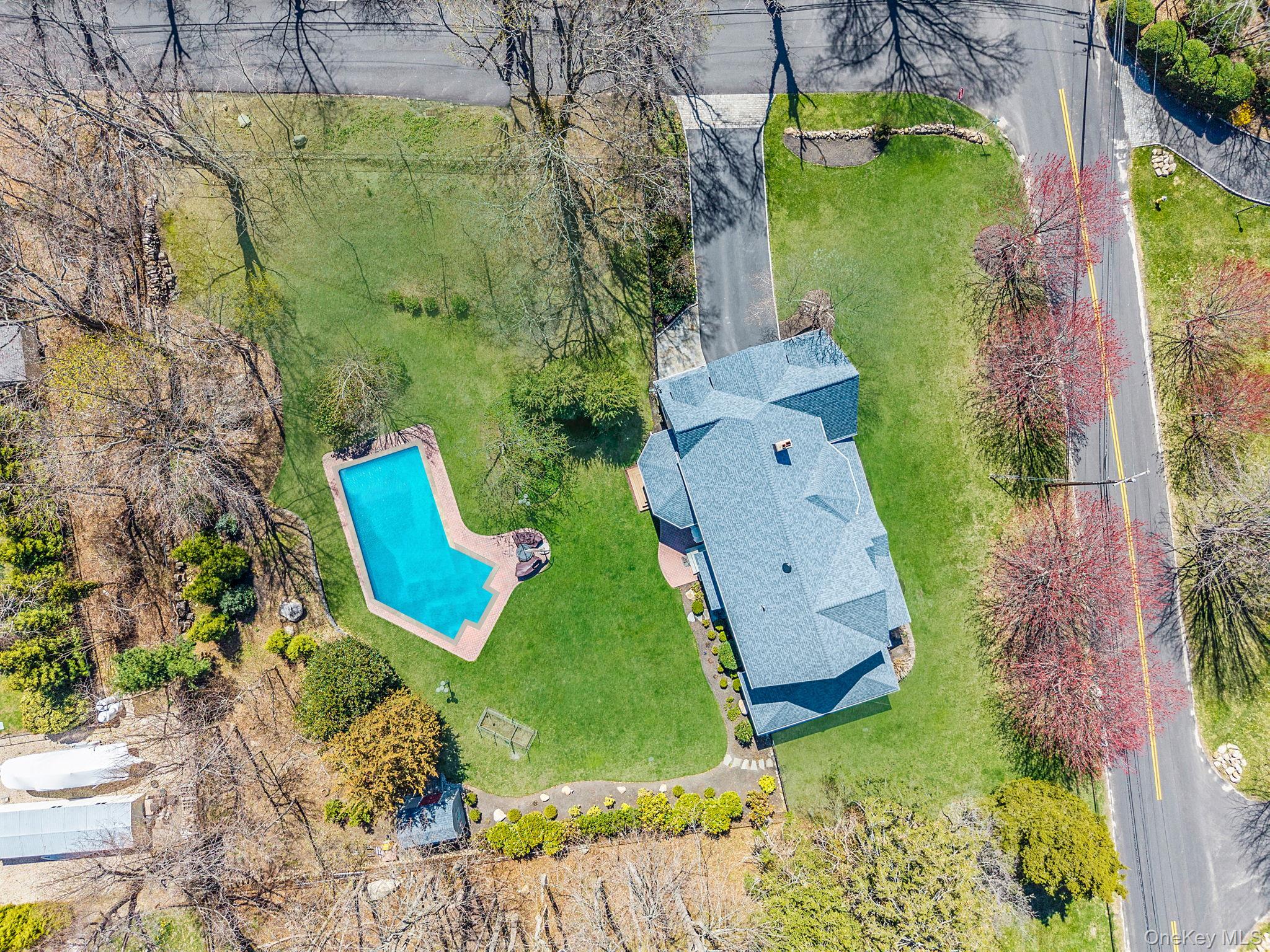 15 Maple Road