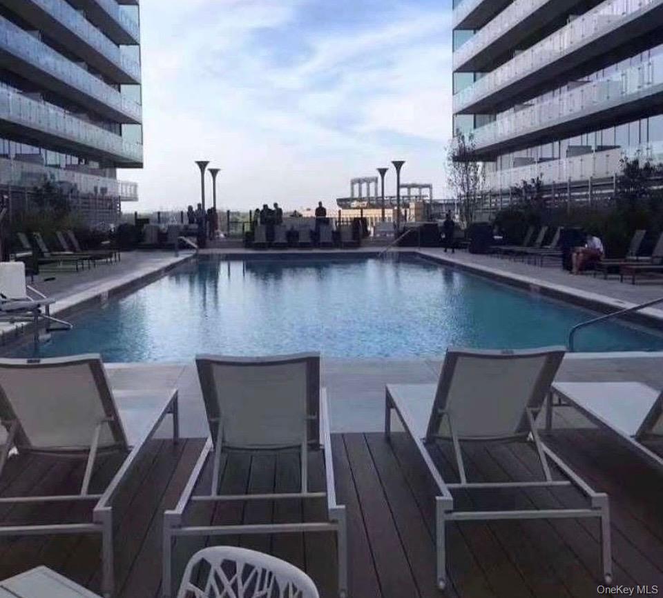 131-01 40th Road Unit: PH2P
