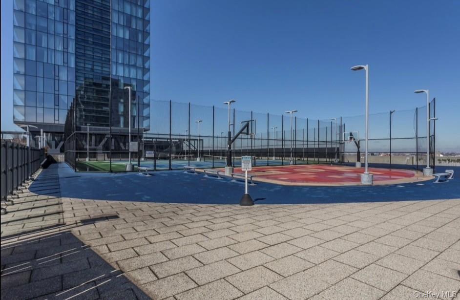 131-01 40th Road Unit: PH2P