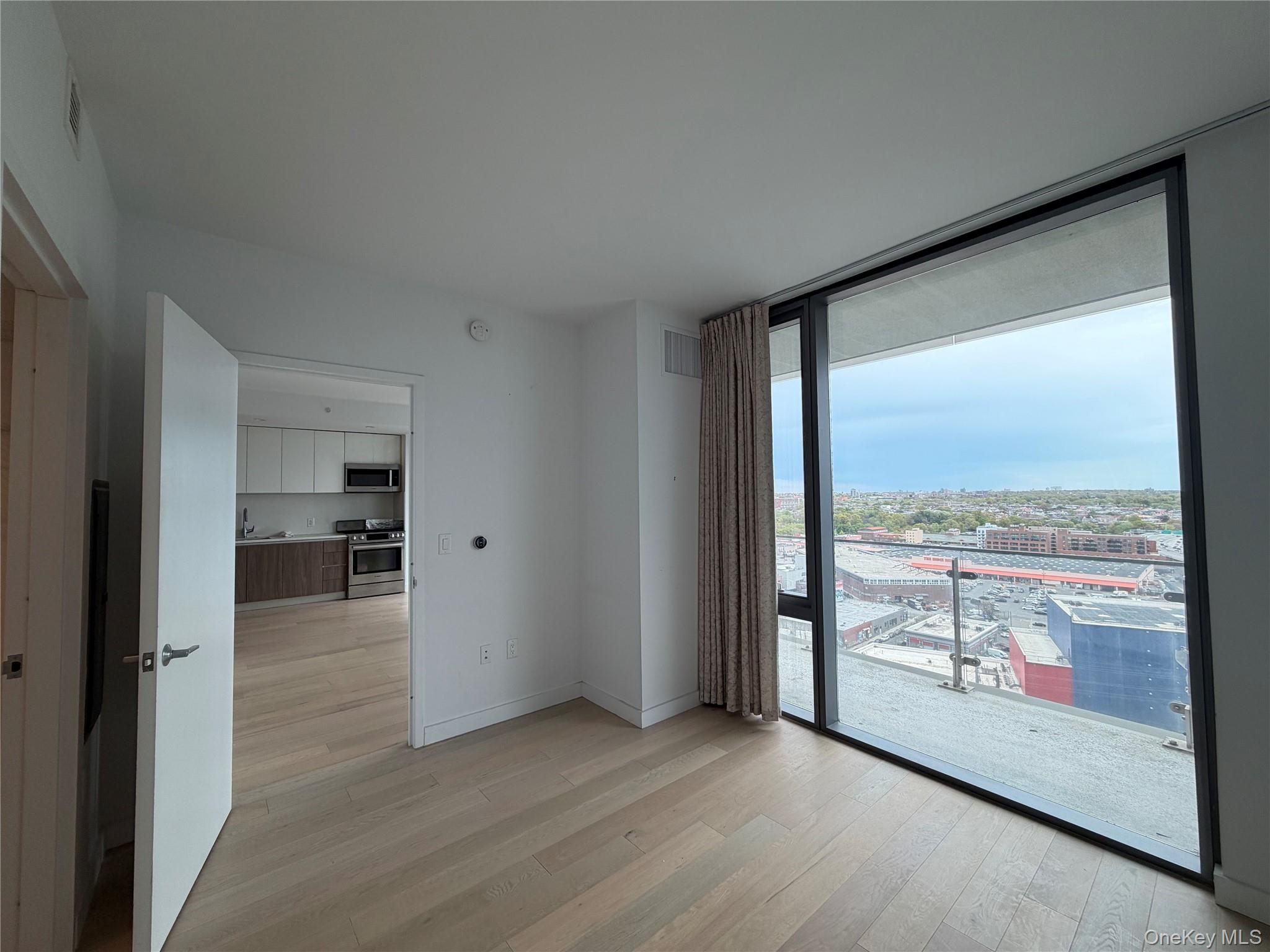 131-01 40th Road Unit: PH2P
