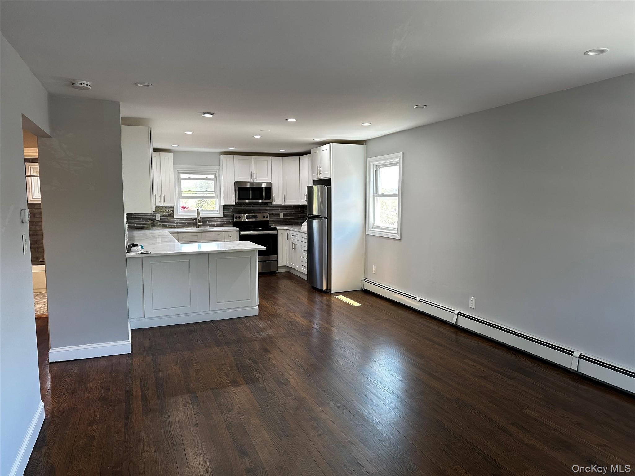 56 Marwood Road N Unit: 2nd Fl