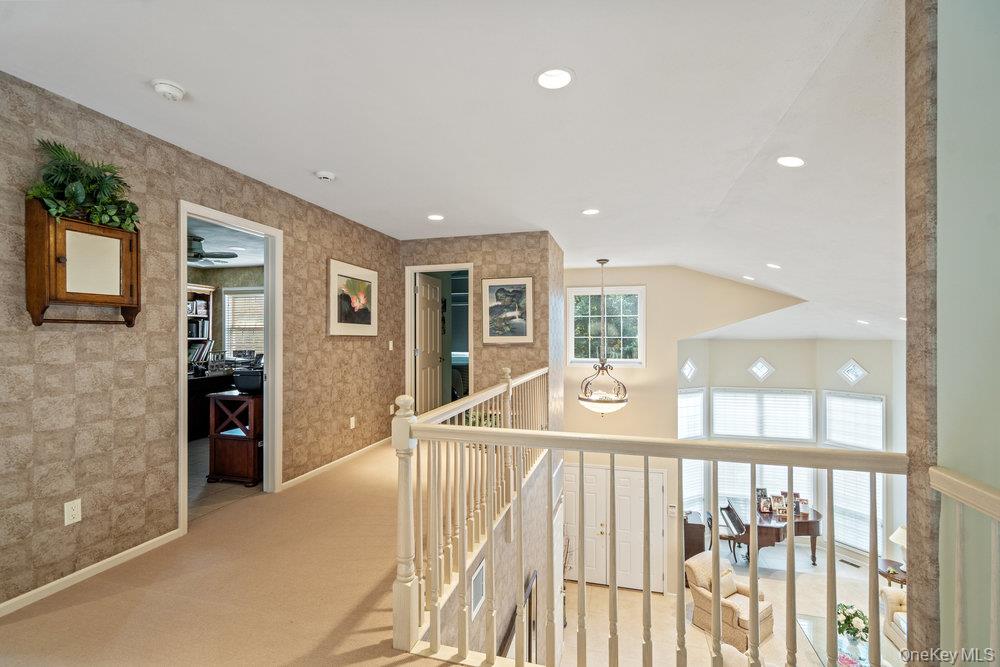 11 Bayview Drive