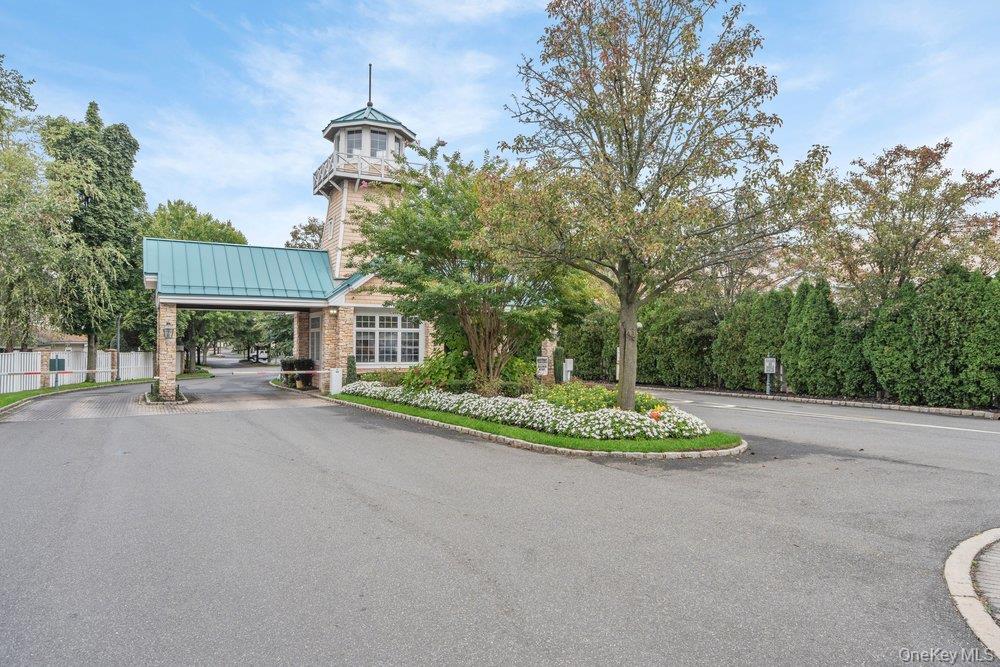 11 Bayview Drive