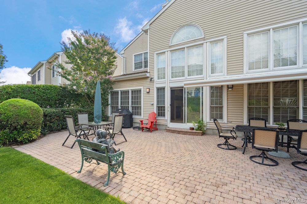 11 Bayview Drive