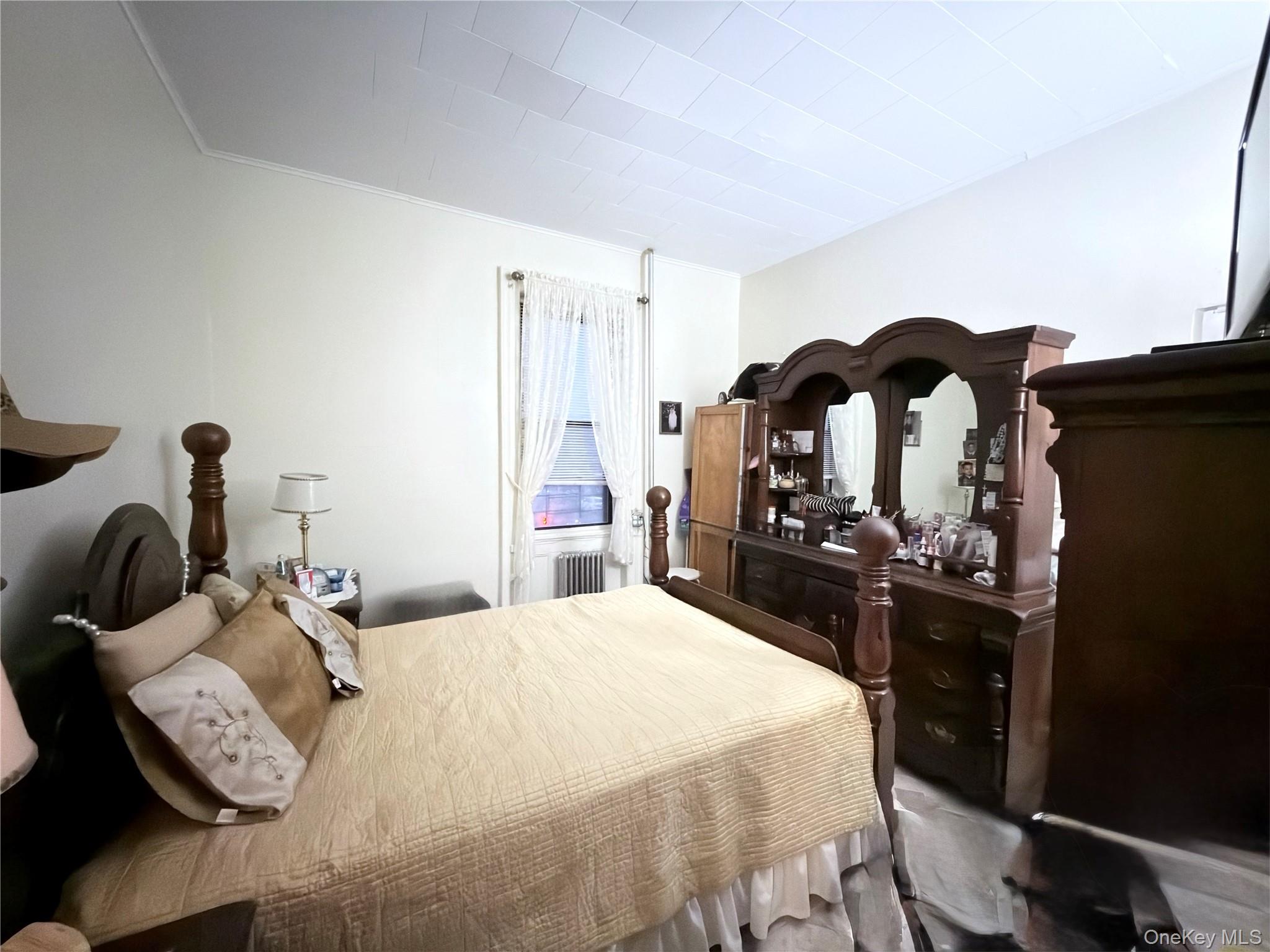482 Ridgewood Ave