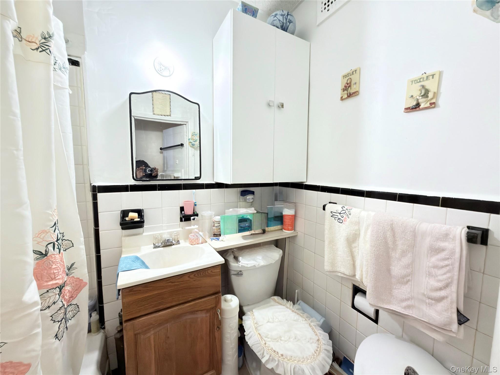 482 Ridgewood Ave
