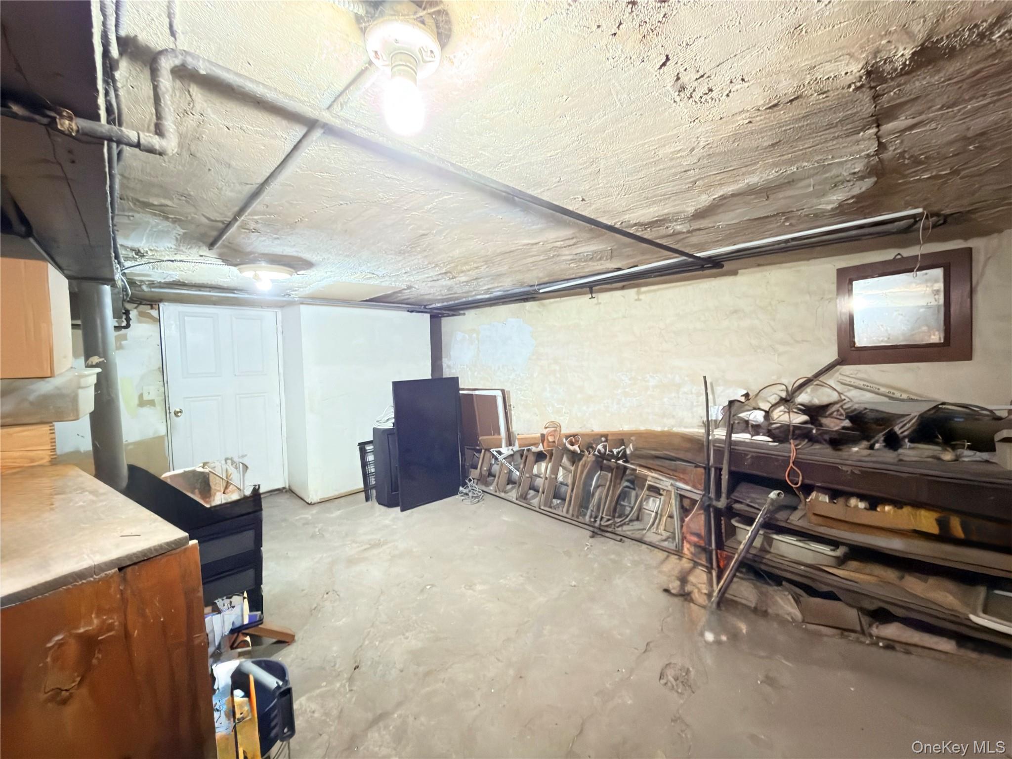 482 Ridgewood Ave