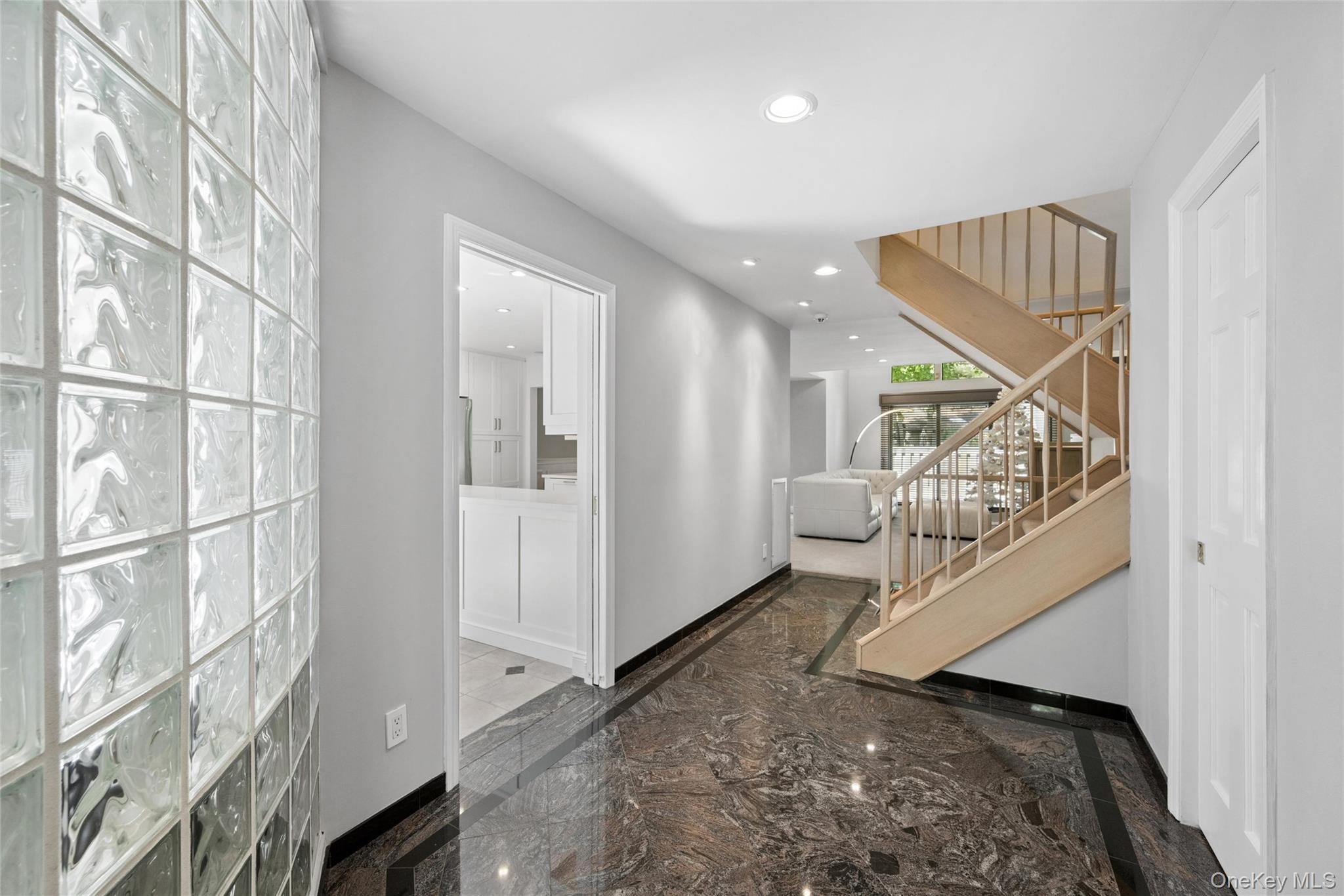 42 Country Club Drive Unit: 42