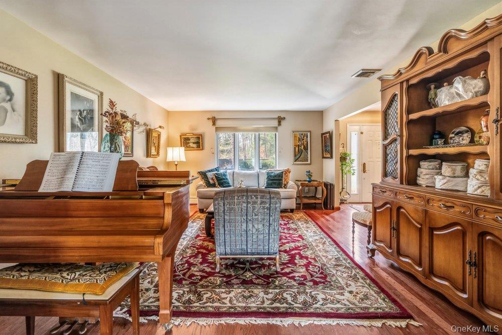 18 Lincoln Avenue
