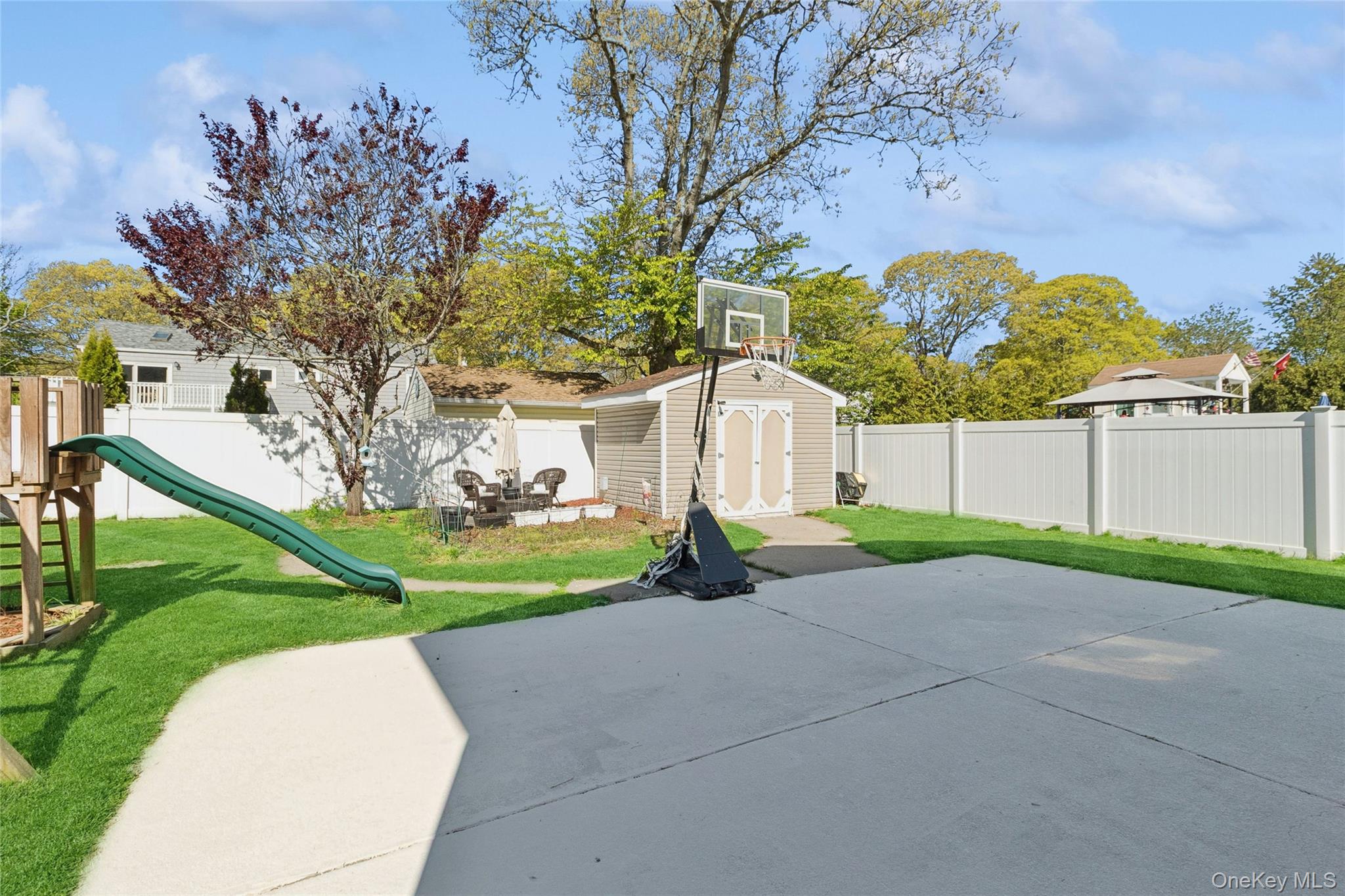 346 Avenue C