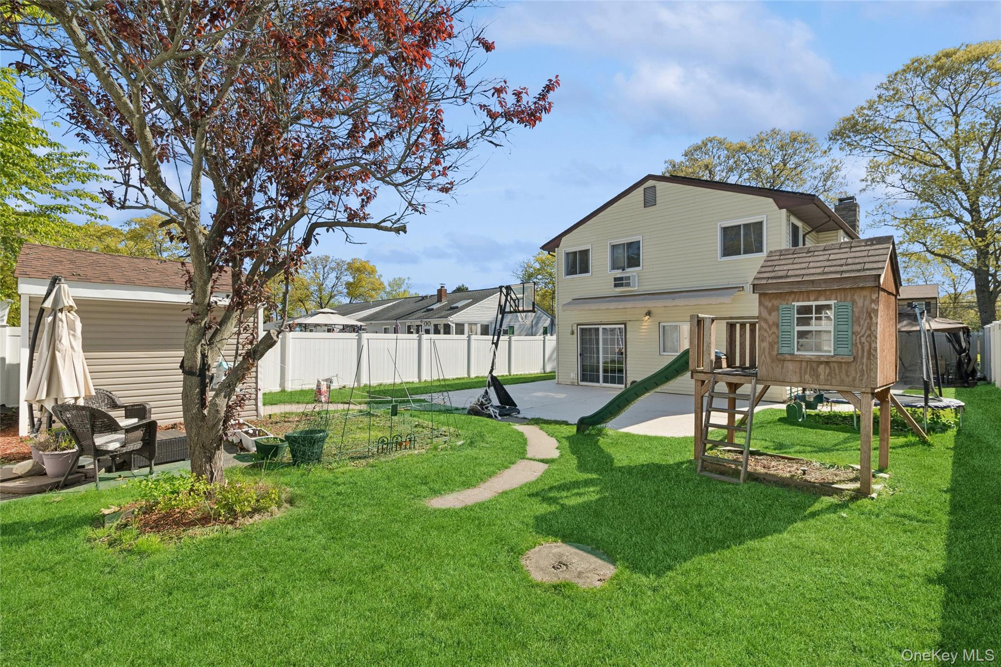 346 Avenue C