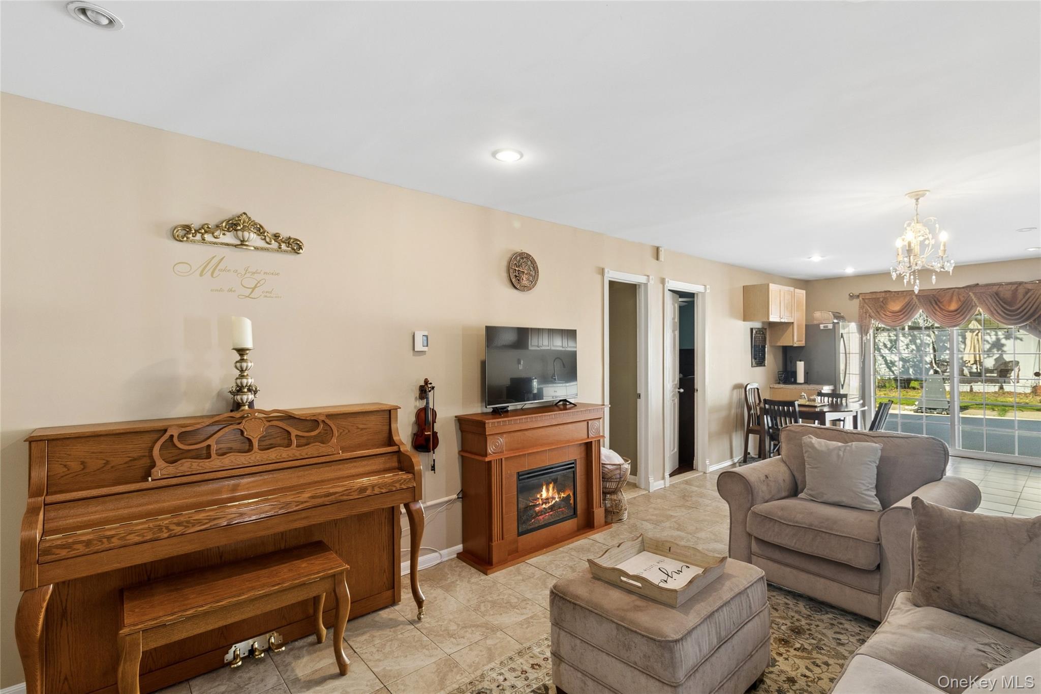 346 Avenue C
