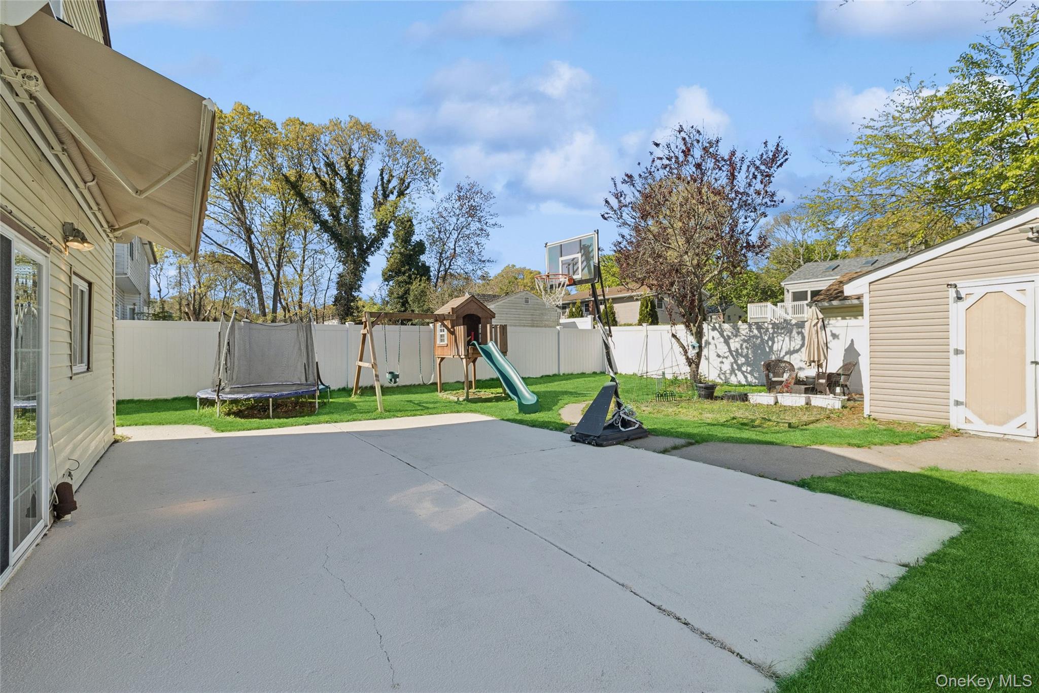 346 Avenue C