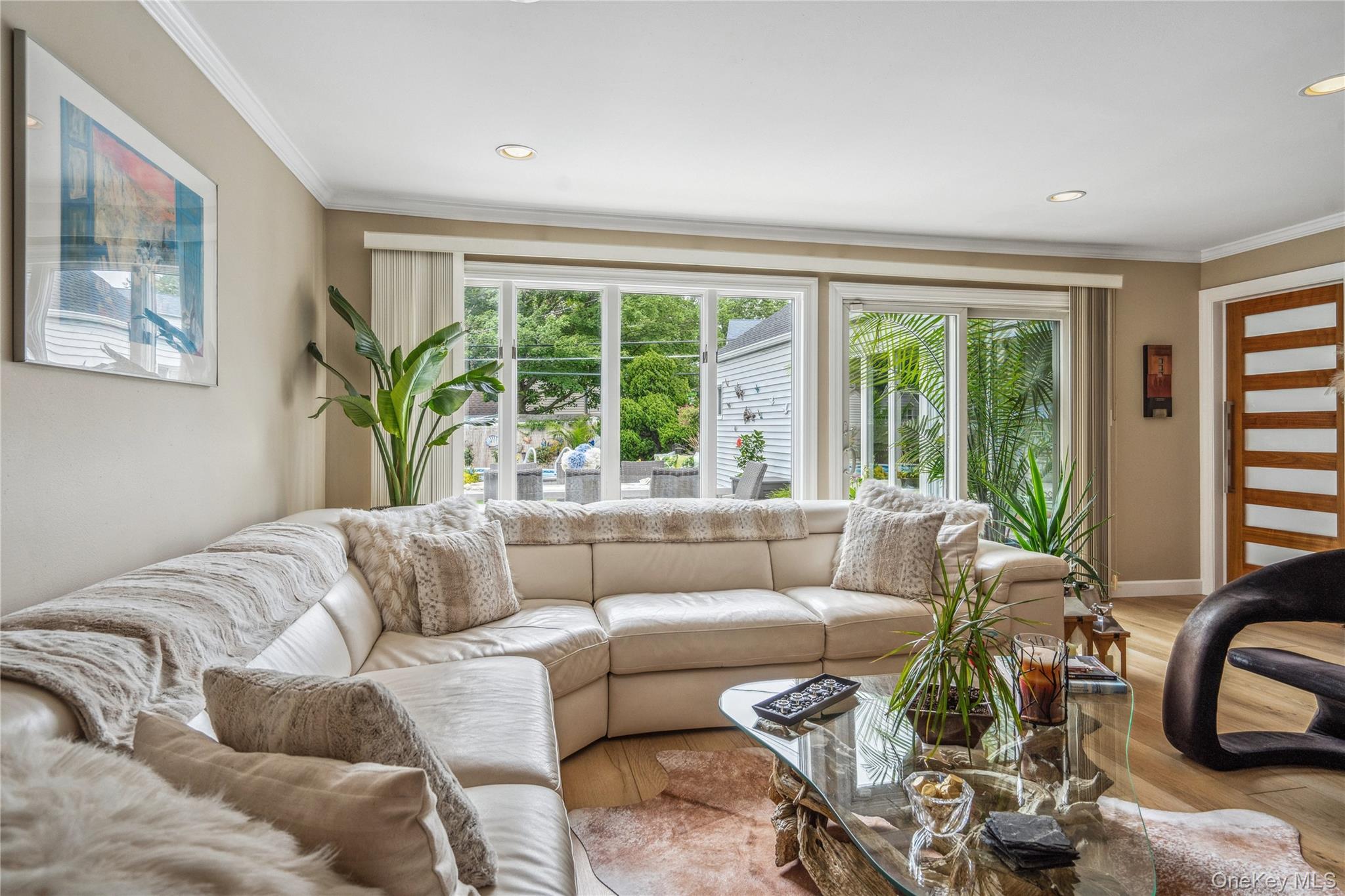 55 Duckpond Drive N