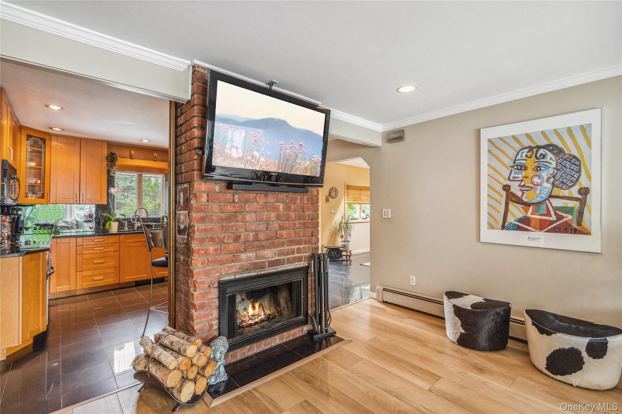 55 Duckpond Drive N